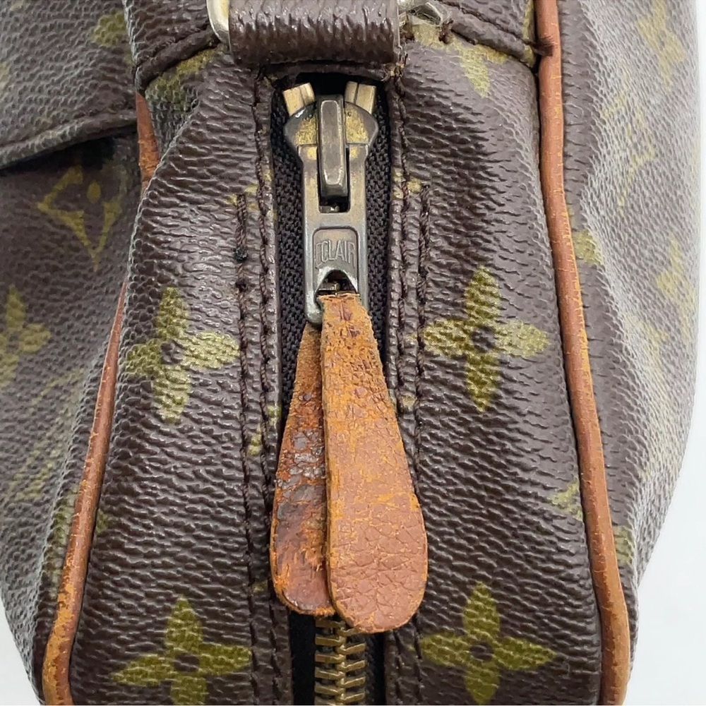 Authientic LOUIS VUITTON Monogram Petit Marceau Crossbody Bag/with Lv shop bag - Picture 11 of 16